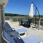 Pearl Sunshine Appartments 普里莫尔斯科