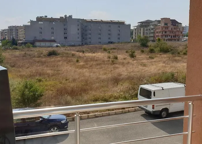 Pearl Sunshine Appartments 아파트 프리모르스코