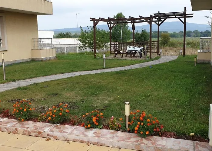 Pearl Sunshine Appartments 아파트 *