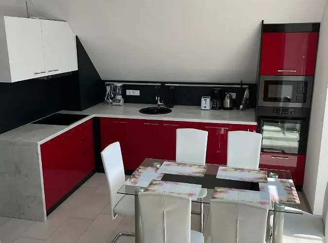 Pearl Sunshine Appartments 아파트 프리모르스코