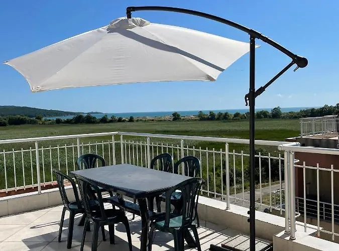 Pearl Sunshine Appartments 아파트 프리모르스코