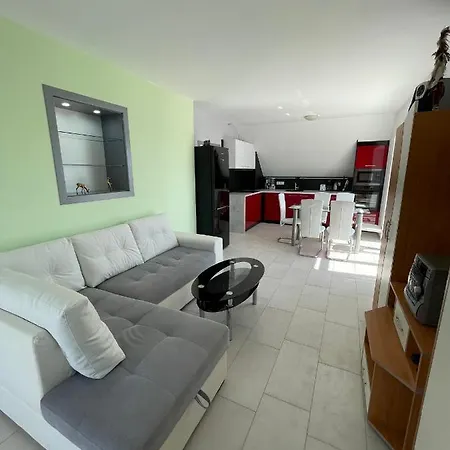 Pearl Sunshine Appartments Апартамент