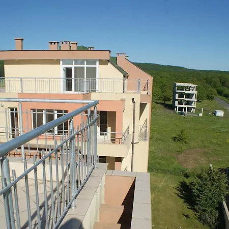 Апартамент Pearl Sunshine Appartments